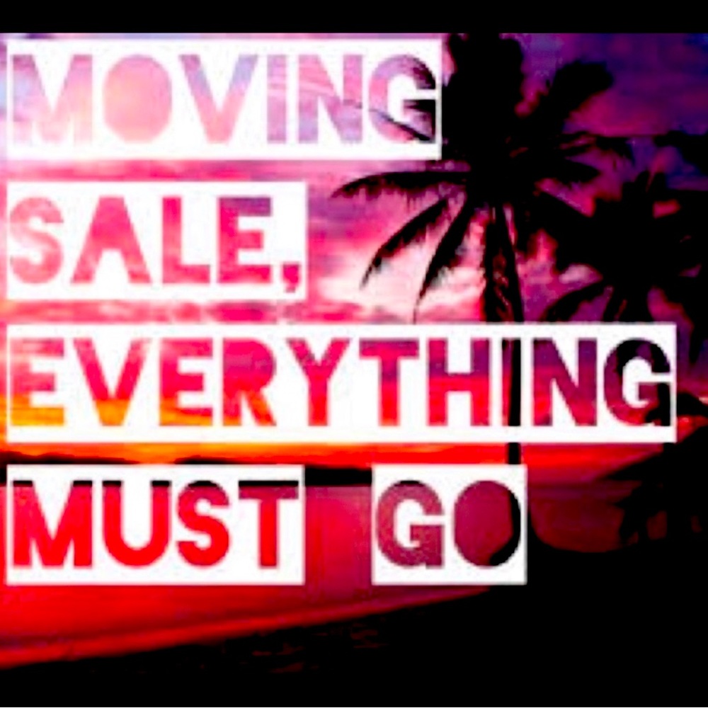 CLOSET CLOSES TOMORROW!!! xox